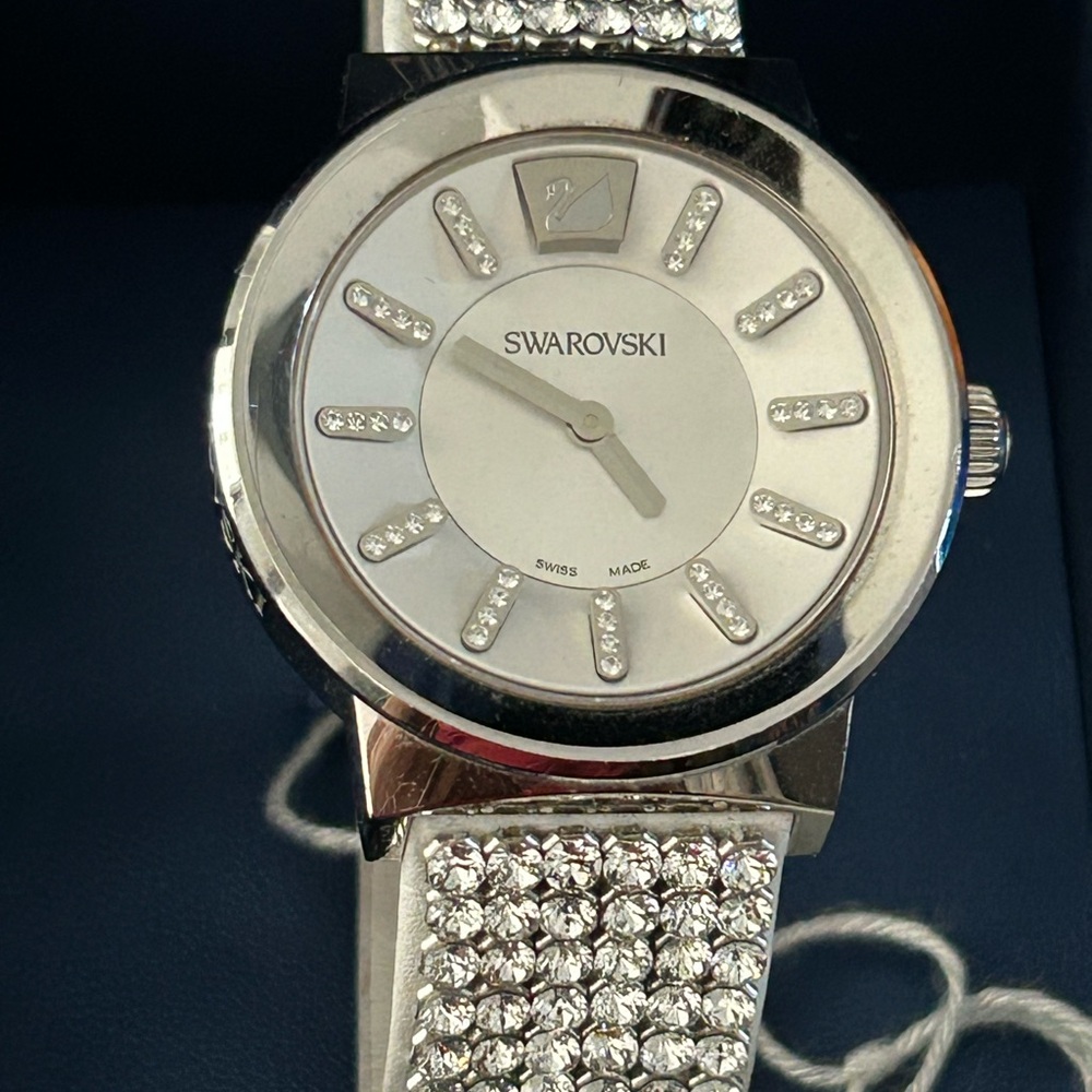 Swarovski Watch - Picture 3 of 5